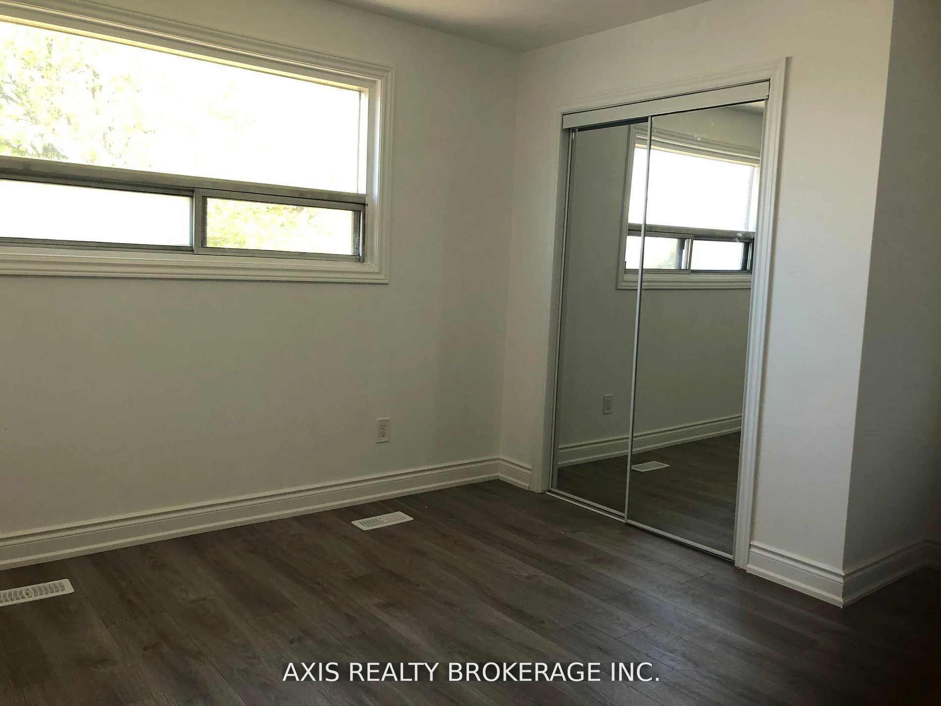 Photo 7 of 596 Glenholme Avenue, Toronto, Oakwood Village — HOMEH