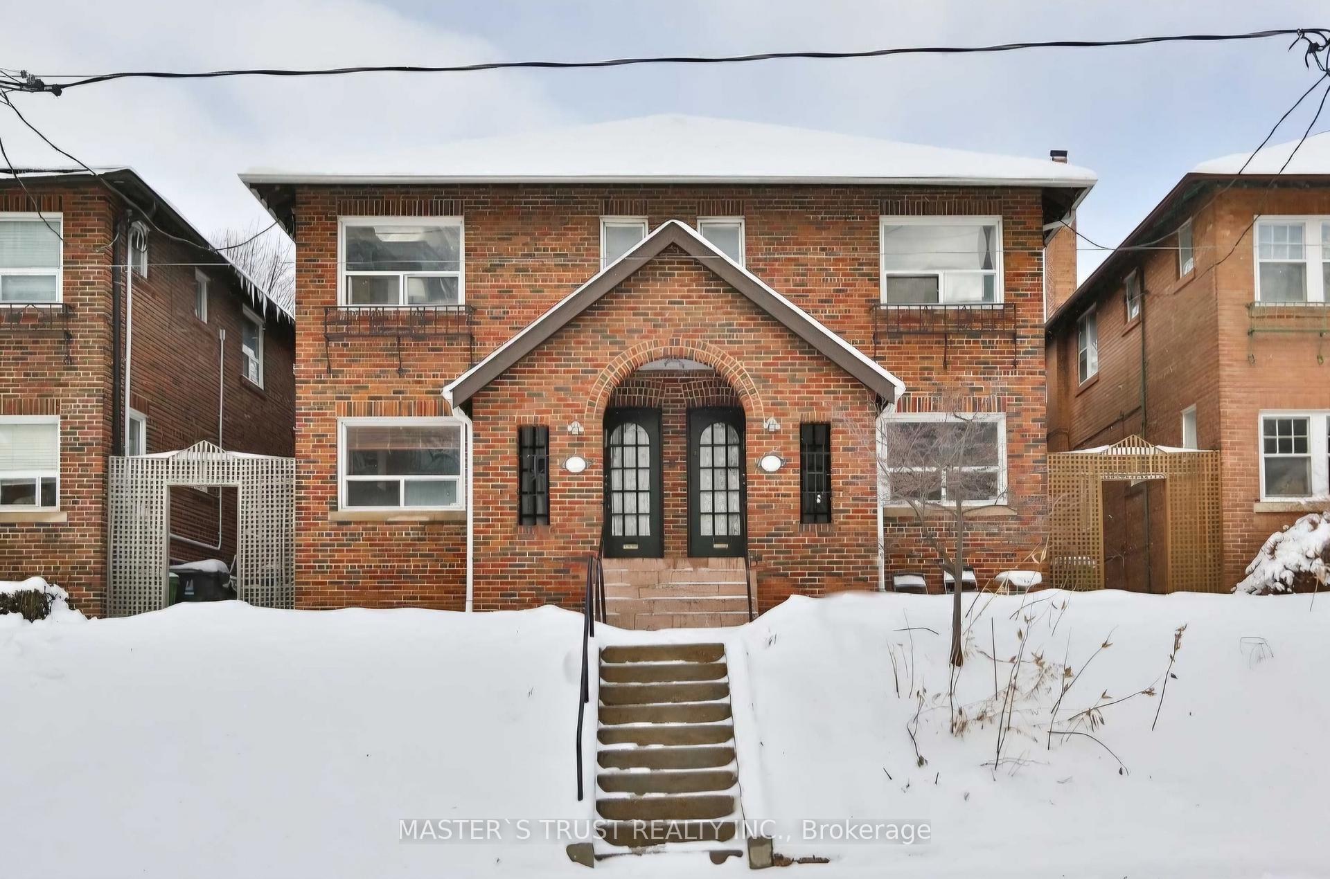 Front of Unit Upper, 168 Millwood Road