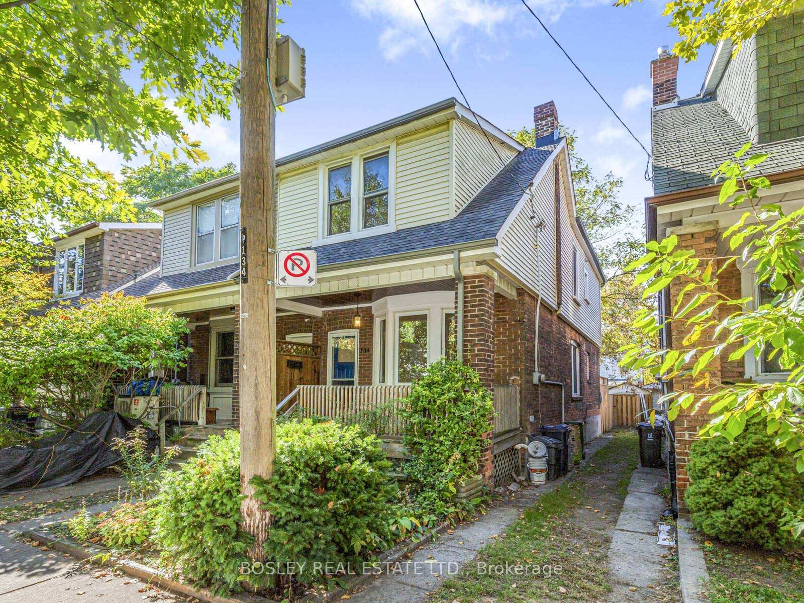 Photo 2 of 134 Parkmount Road, Toronto, Greenwood-Coxwell — HOMEH