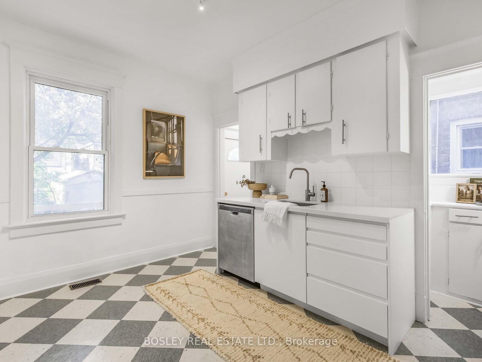 Photo 14 of 134 Parkmount Road, Toronto, Greenwood-Coxwell — HOMEH