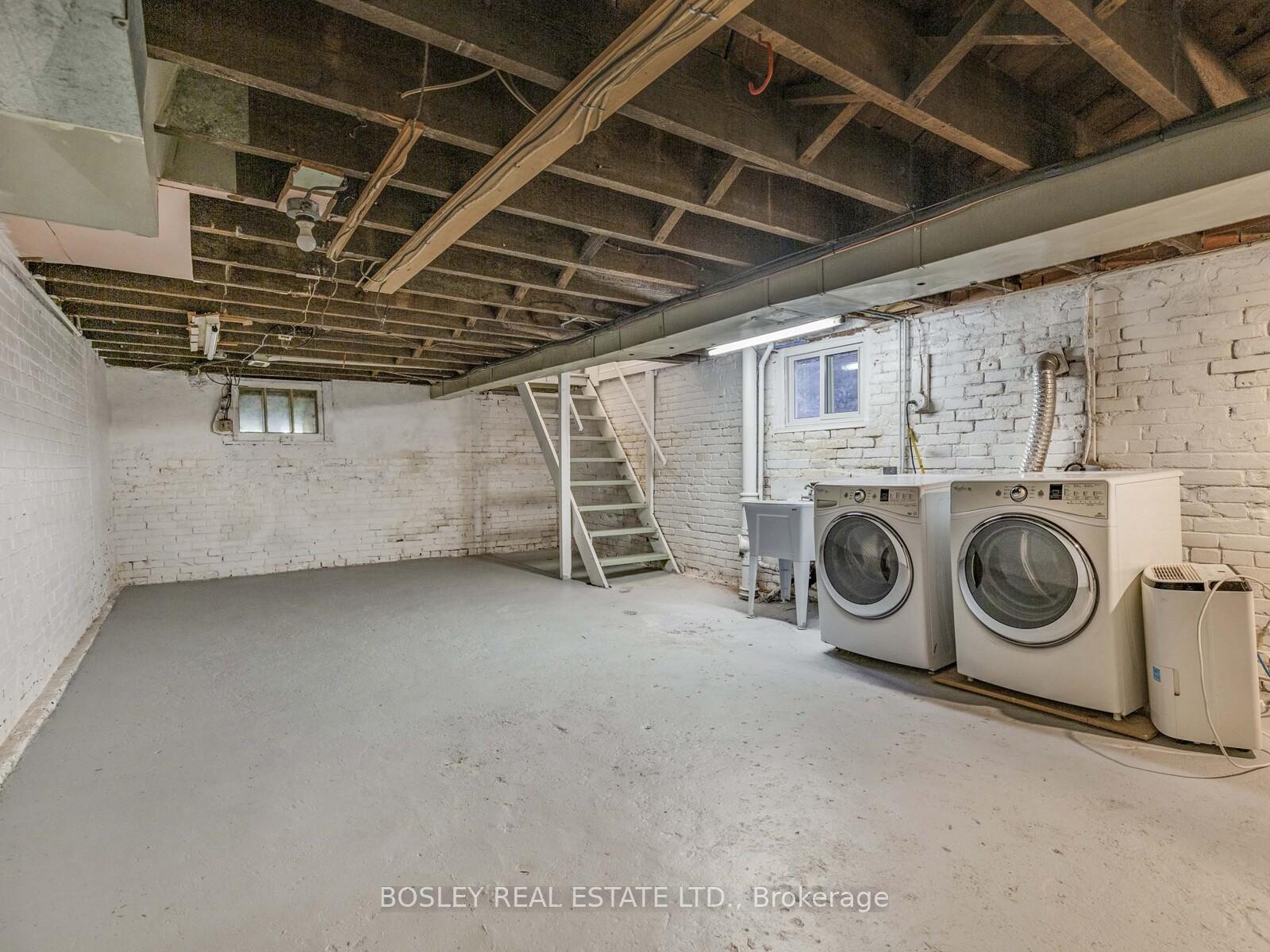 Photo 28 of 134 Parkmount Road, Toronto, Greenwood-Coxwell — HOMEH