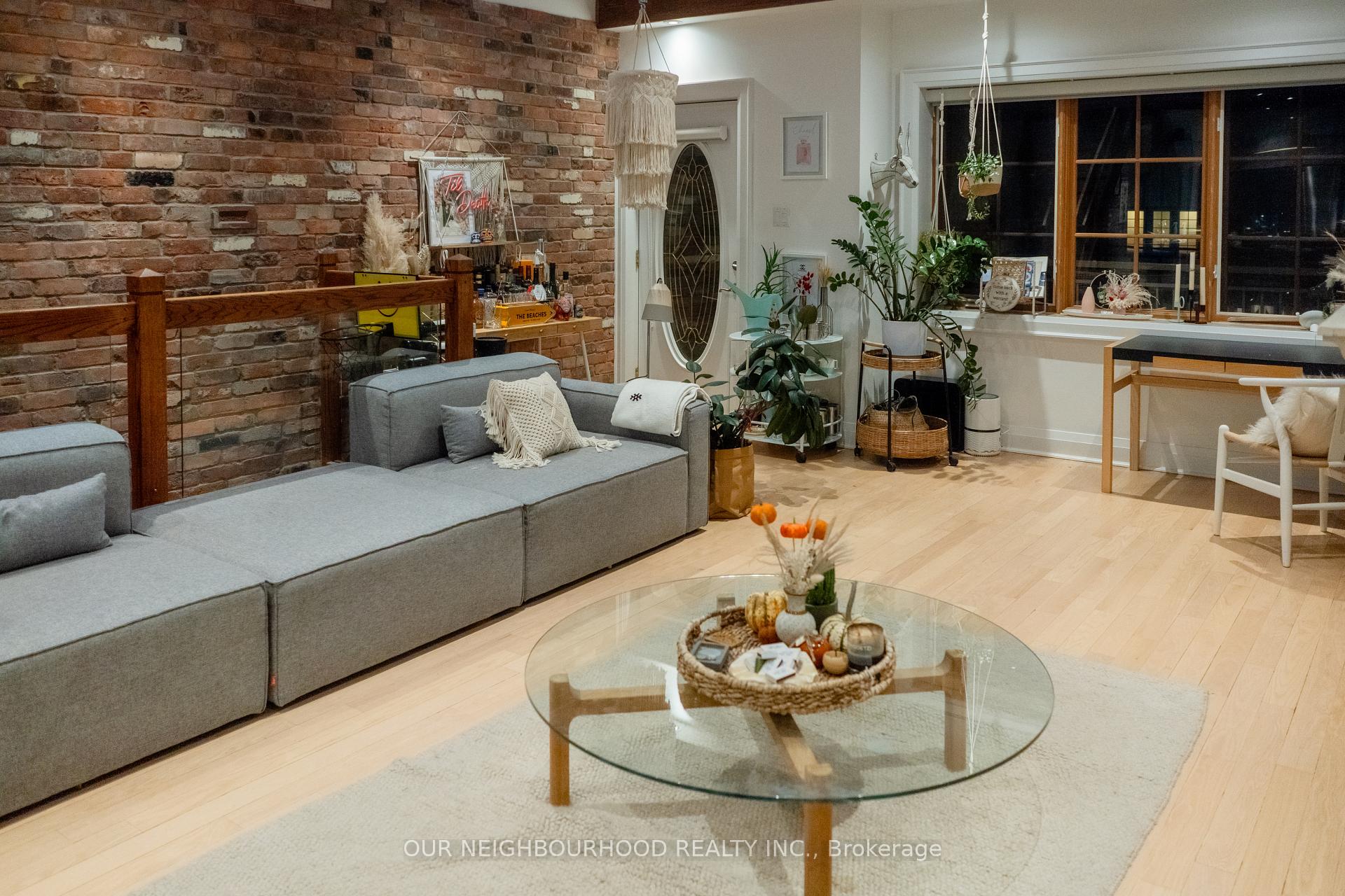 Photo 2 of Unit 3, 36 Glen Manor Drive, Toronto, The Beaches — HOMEH