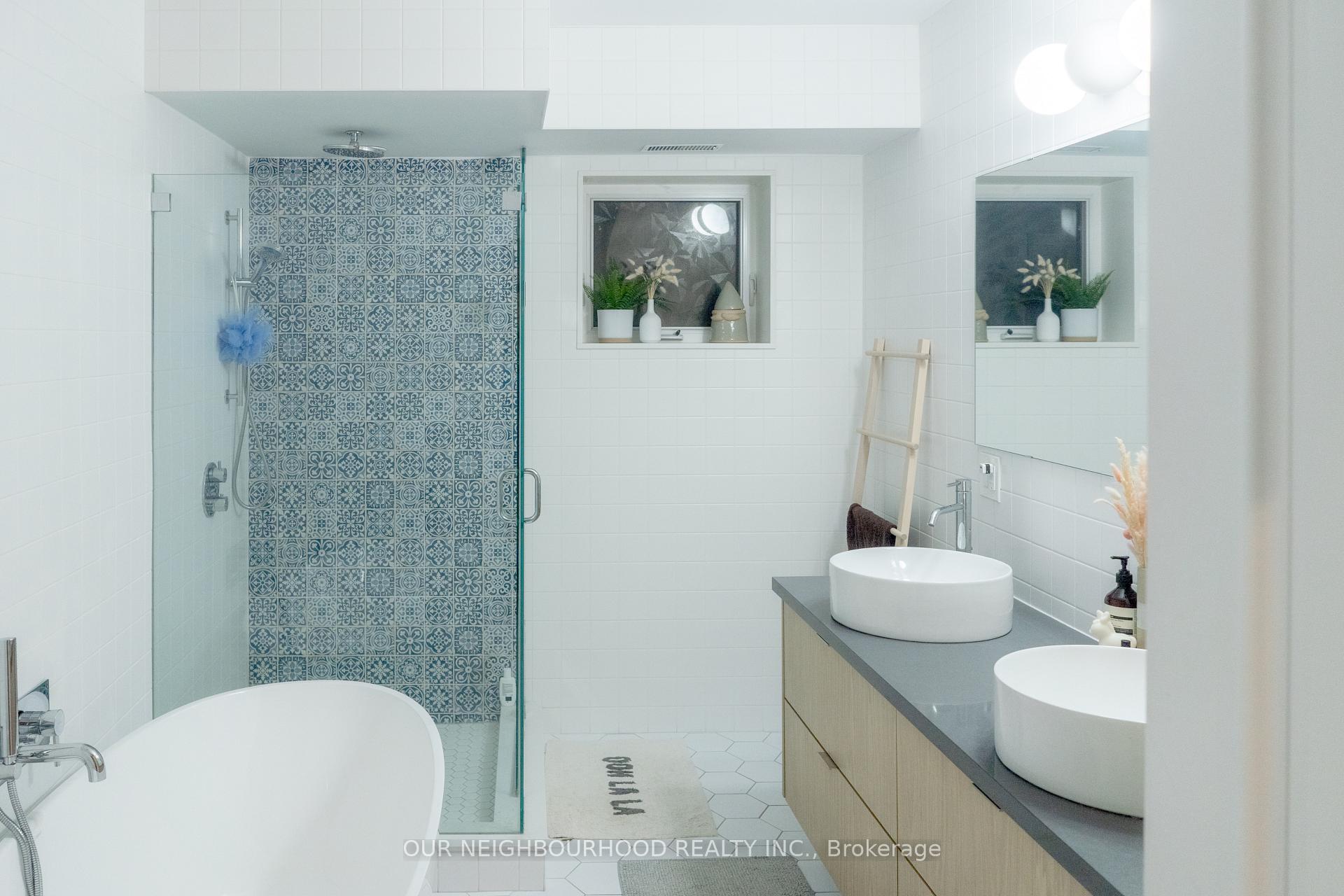 Photo 9 of Unit 3, 36 Glen Manor Drive, Toronto, The Beaches — HOMEH