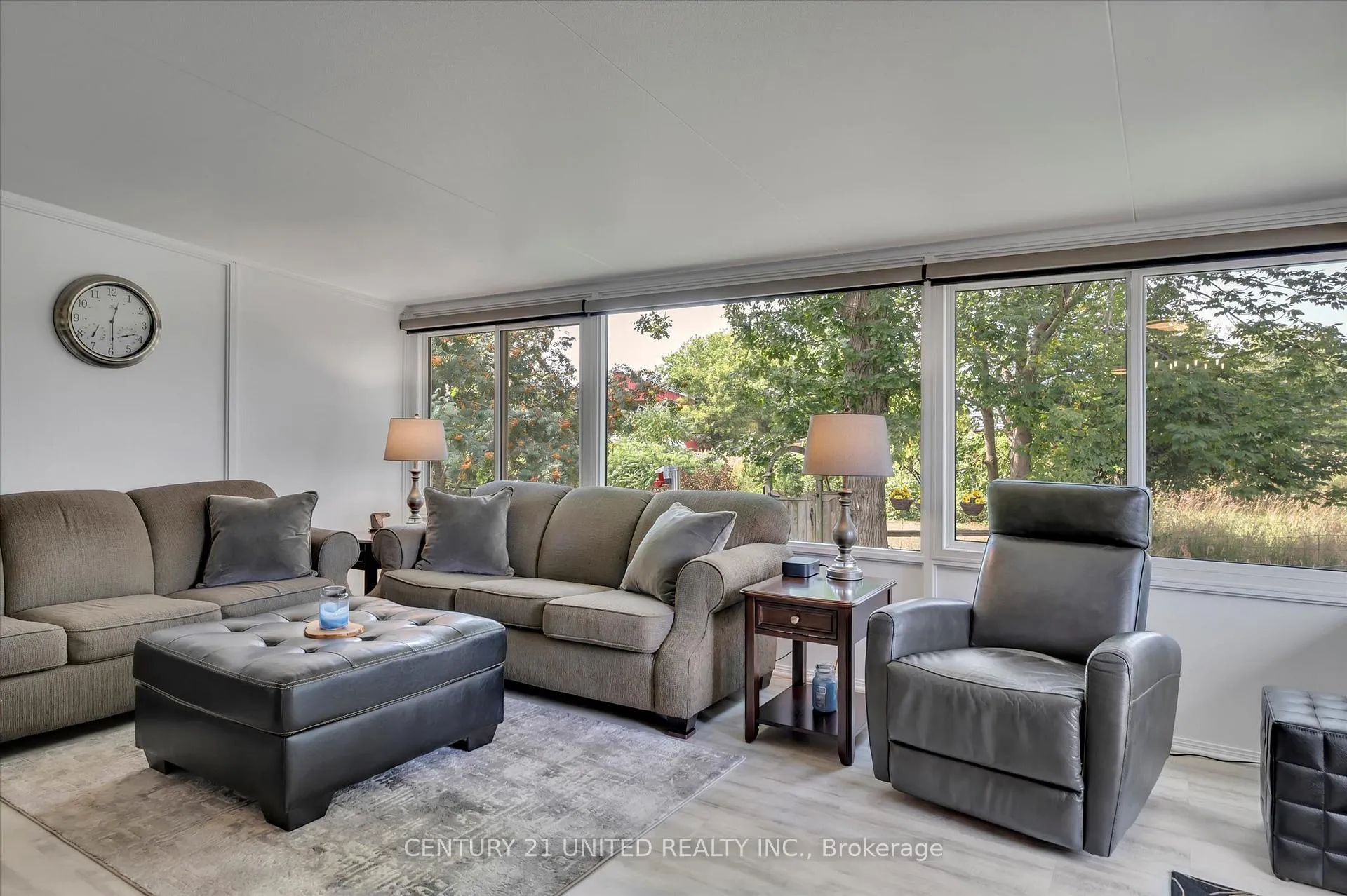 Photo 4 of 3033 Westridge Boulevard, Peterborough, Monaghan Ward 2 — HOMEH
