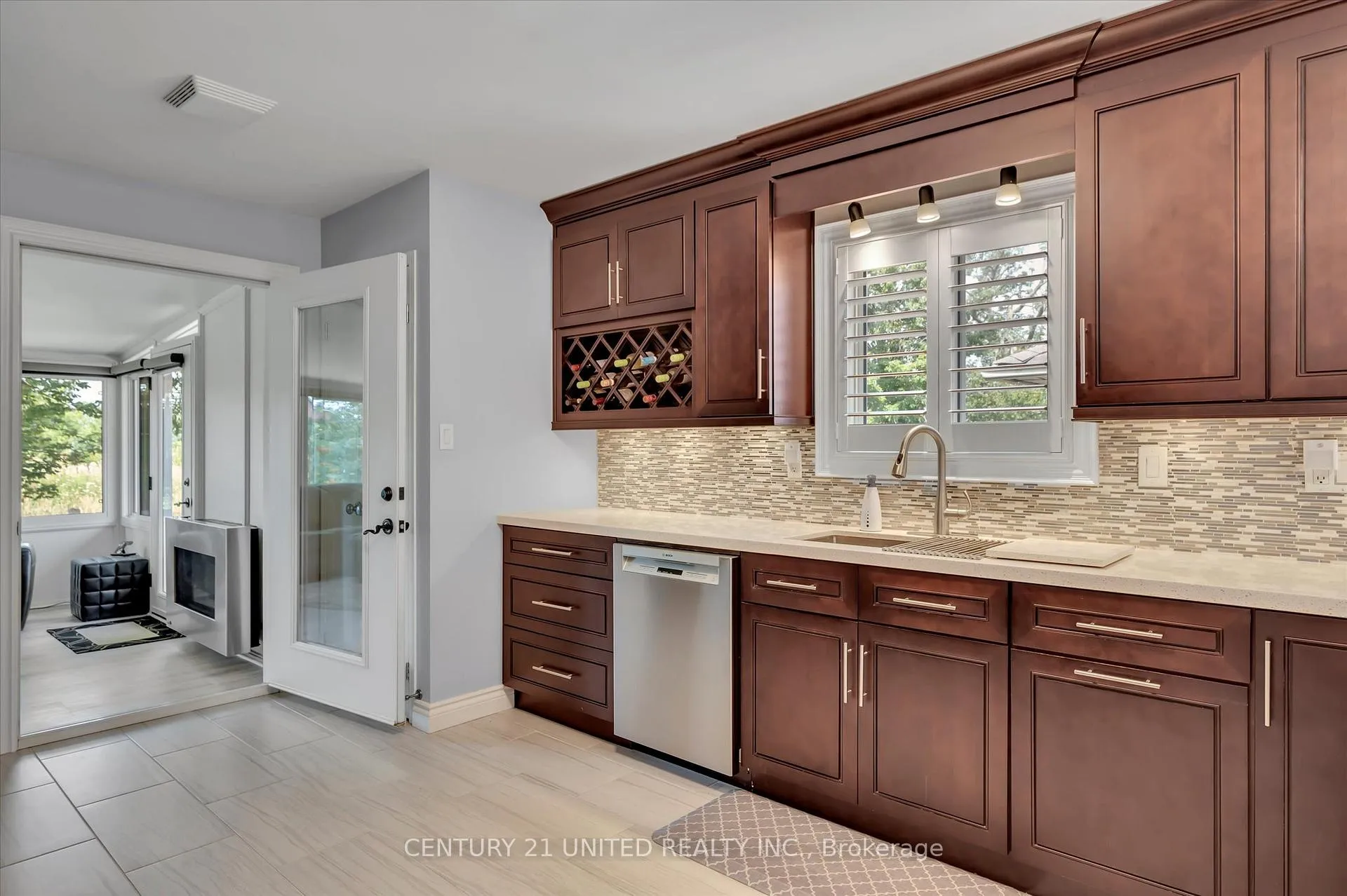 Photo 7 of 3033 Westridge Boulevard, Peterborough, Monaghan Ward 2 — HOMEH
