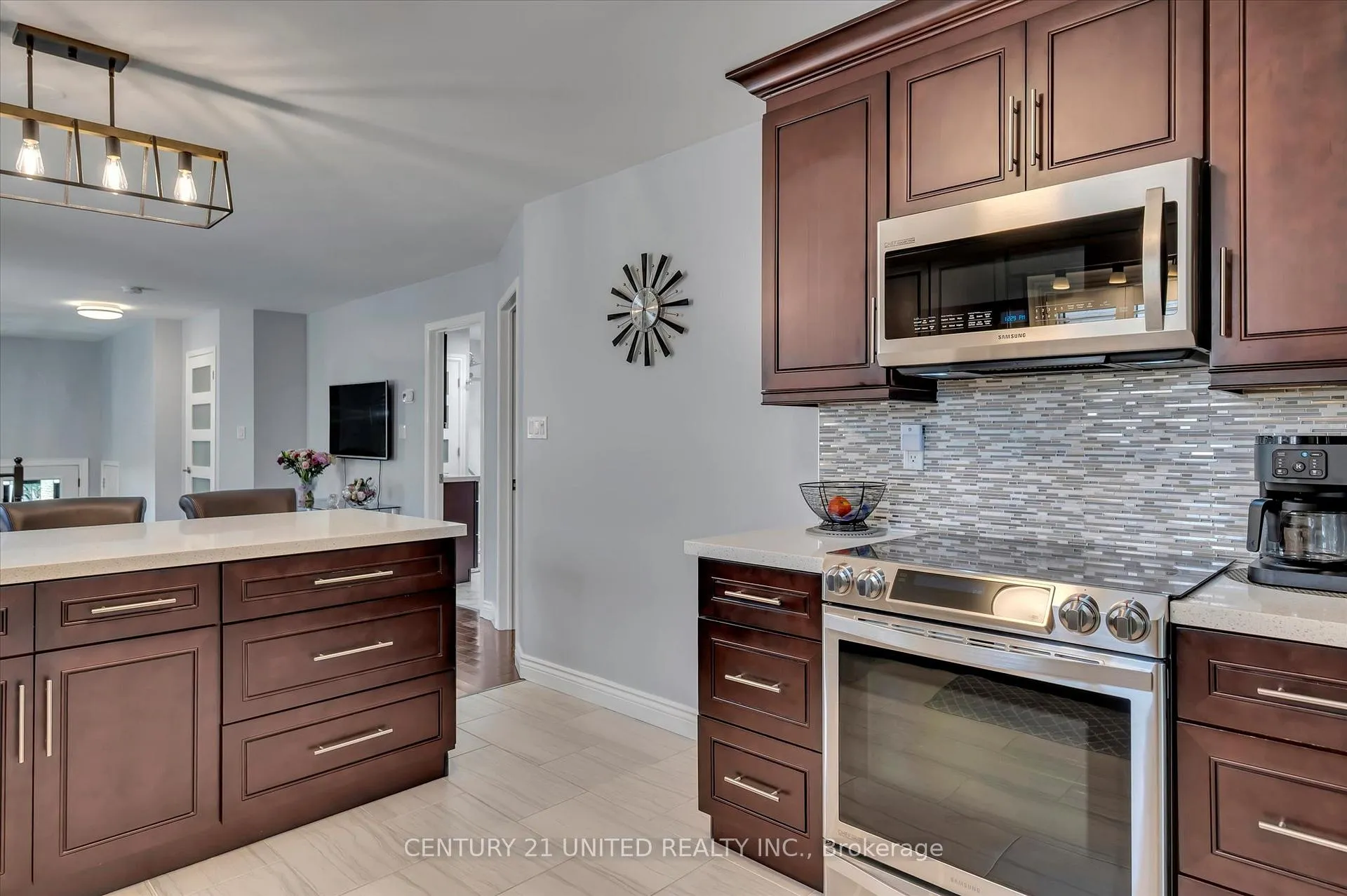 Photo 10 of 3033 Westridge Boulevard, Peterborough, Monaghan Ward 2 — HOMEH