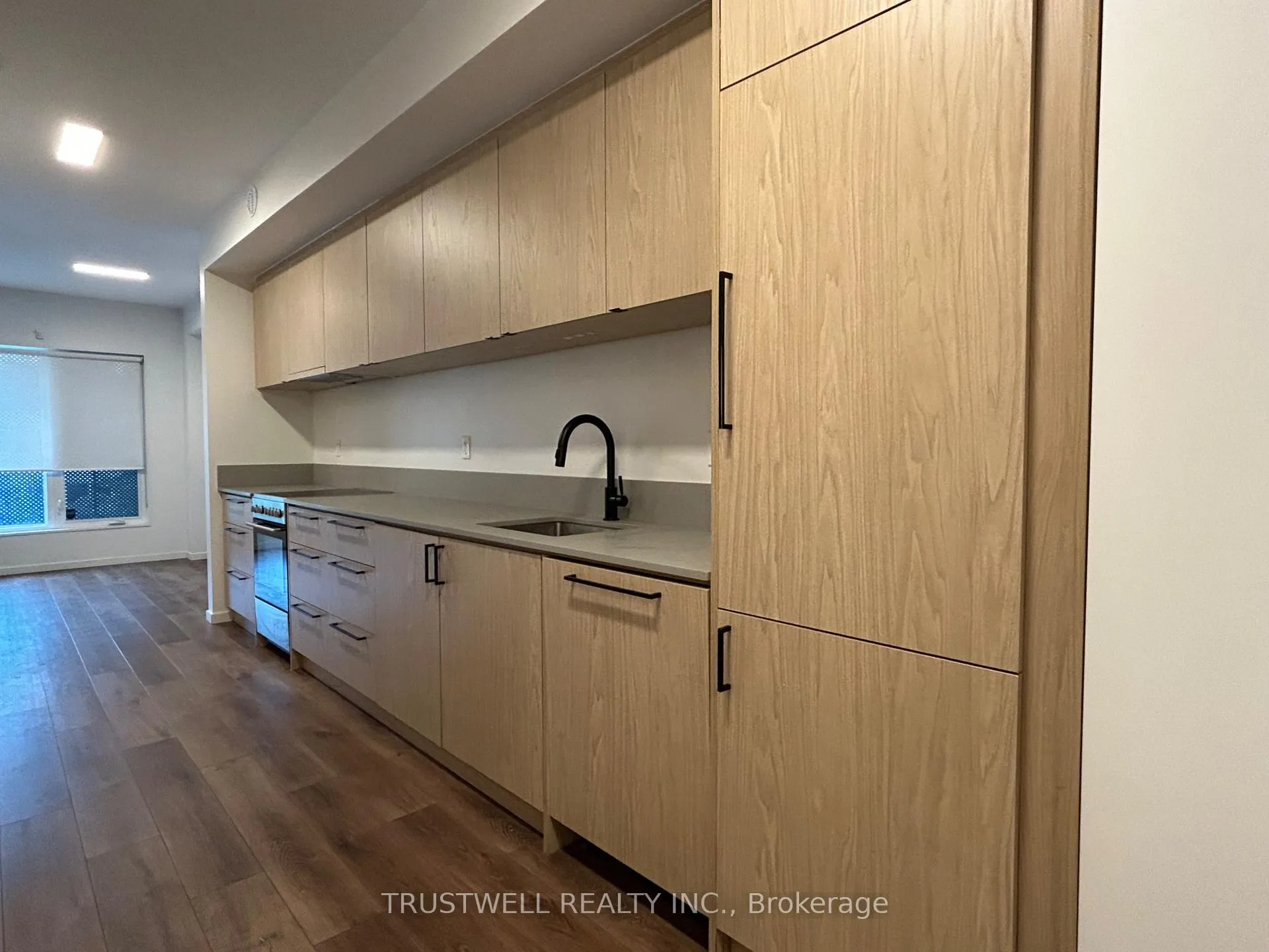 Photo 5 of Unit 201, 377 Broadview Avenue, Toronto, North Riverdale — HOMEH