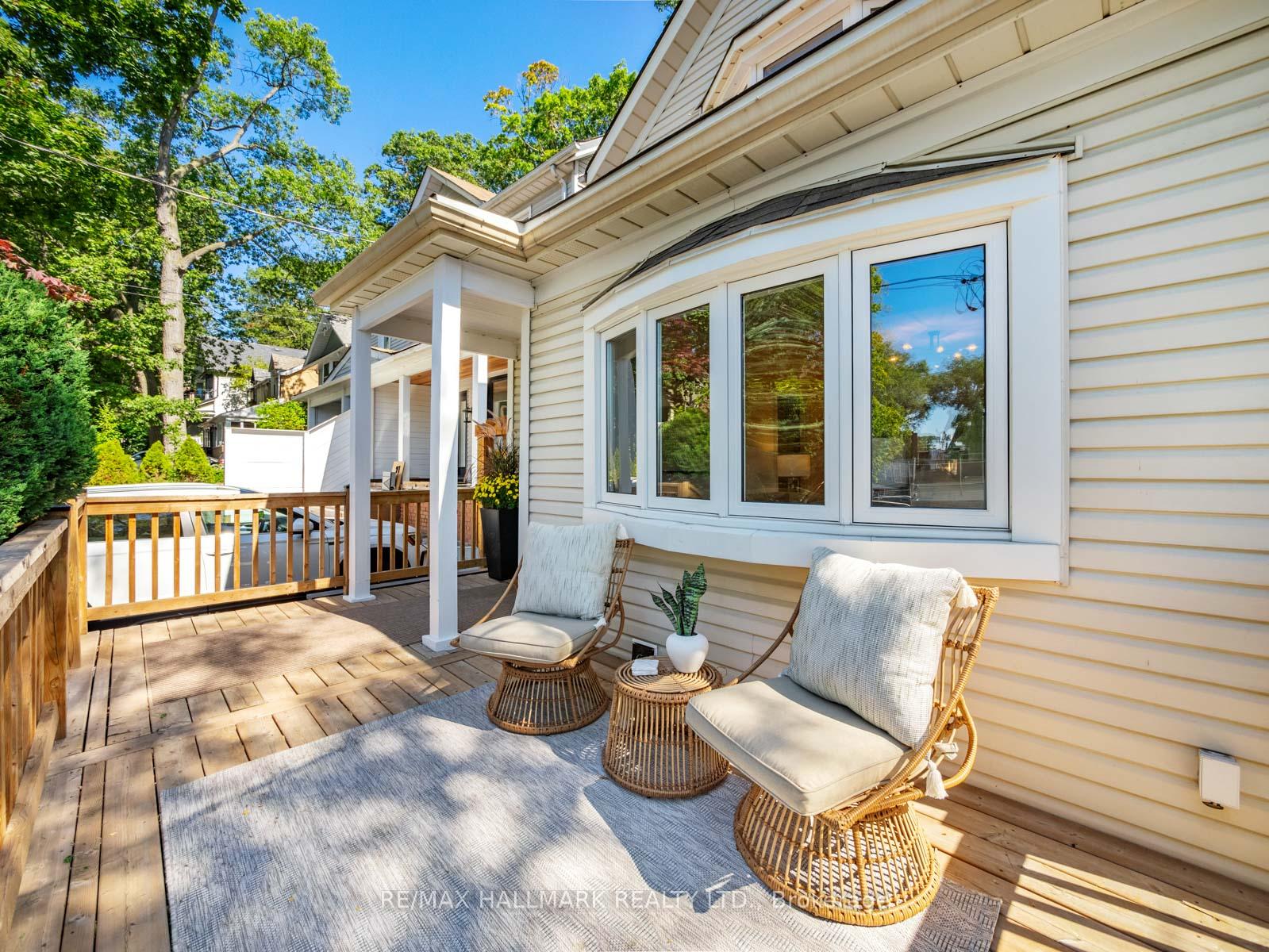 Photo 4 of 95 Silver Birch Avenue, Toronto, The Beaches — HOMEH