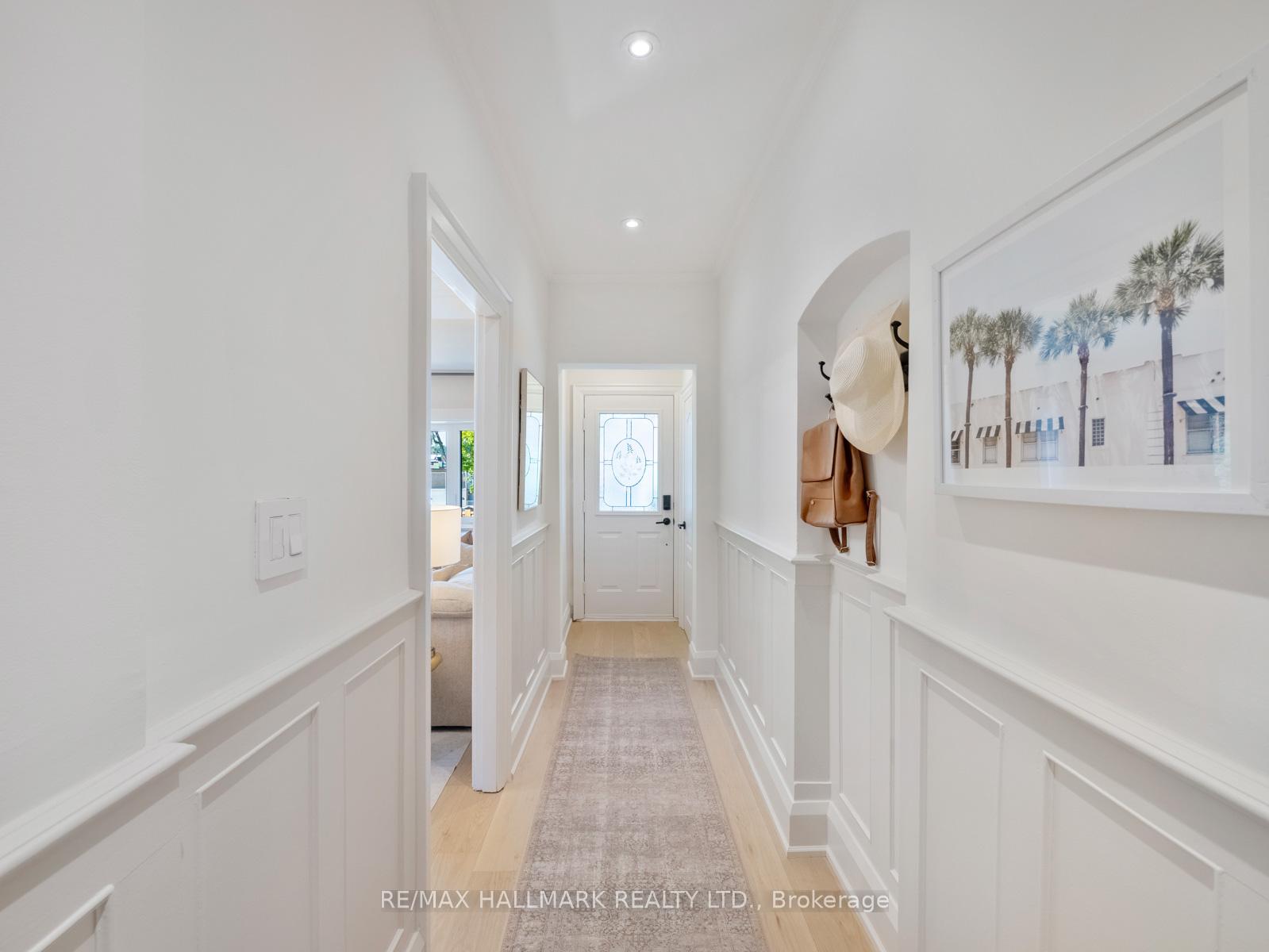 Photo 5 of 95 Silver Birch Avenue, Toronto, The Beaches — HOMEH