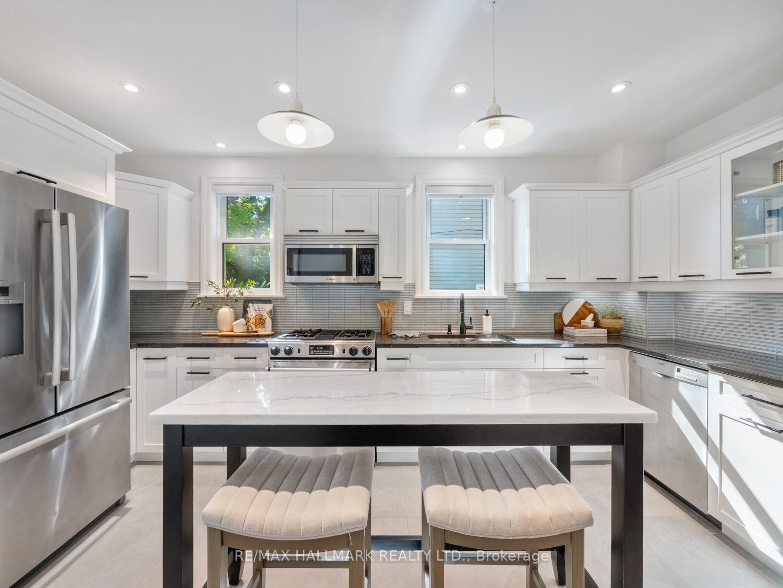 Photo 14 of 95 Silver Birch Avenue, Toronto, The Beaches — HOMEH
