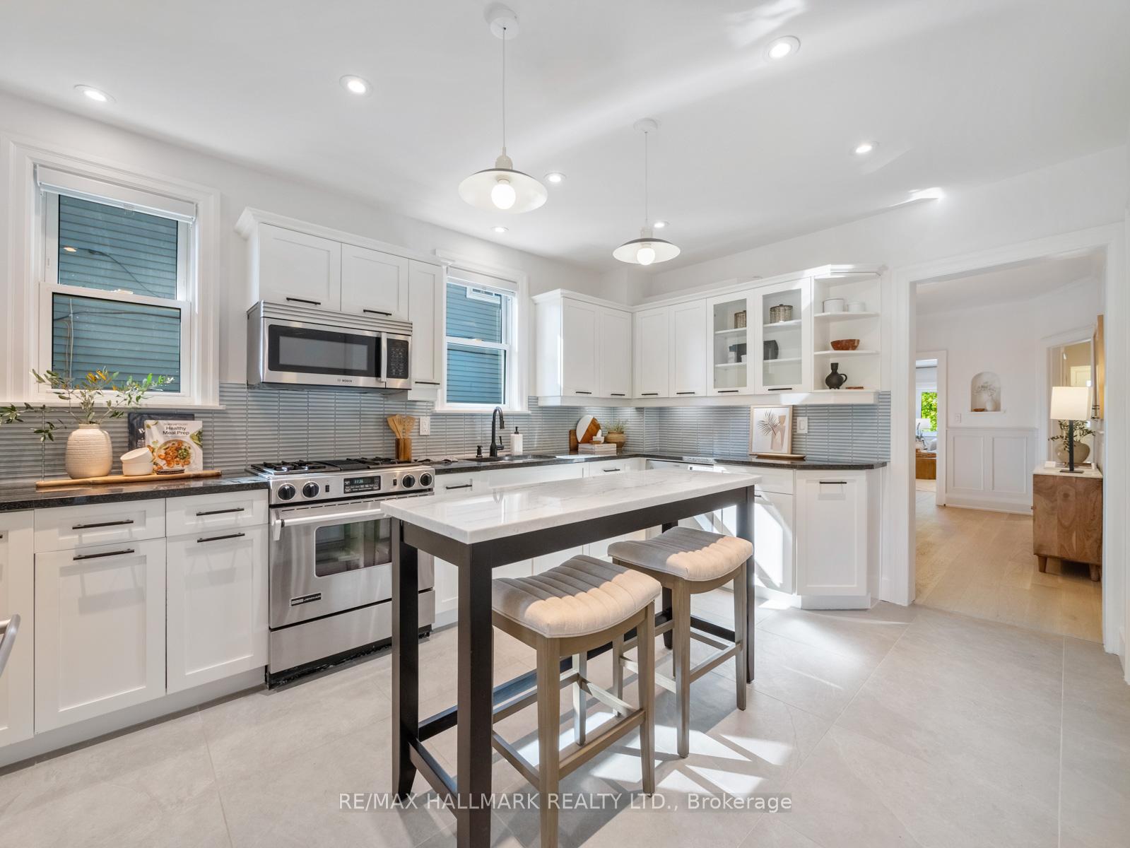 Photo 15 of 95 Silver Birch Avenue, Toronto, The Beaches — HOMEH