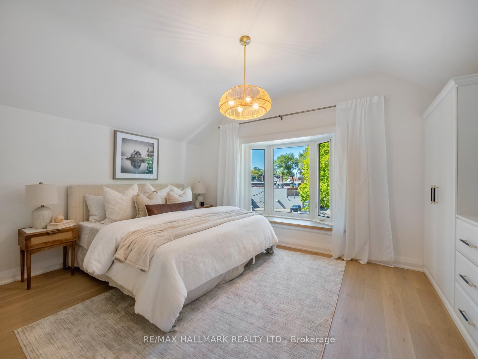 Photo 20 of 95 Silver Birch Avenue, Toronto, The Beaches — HOMEH