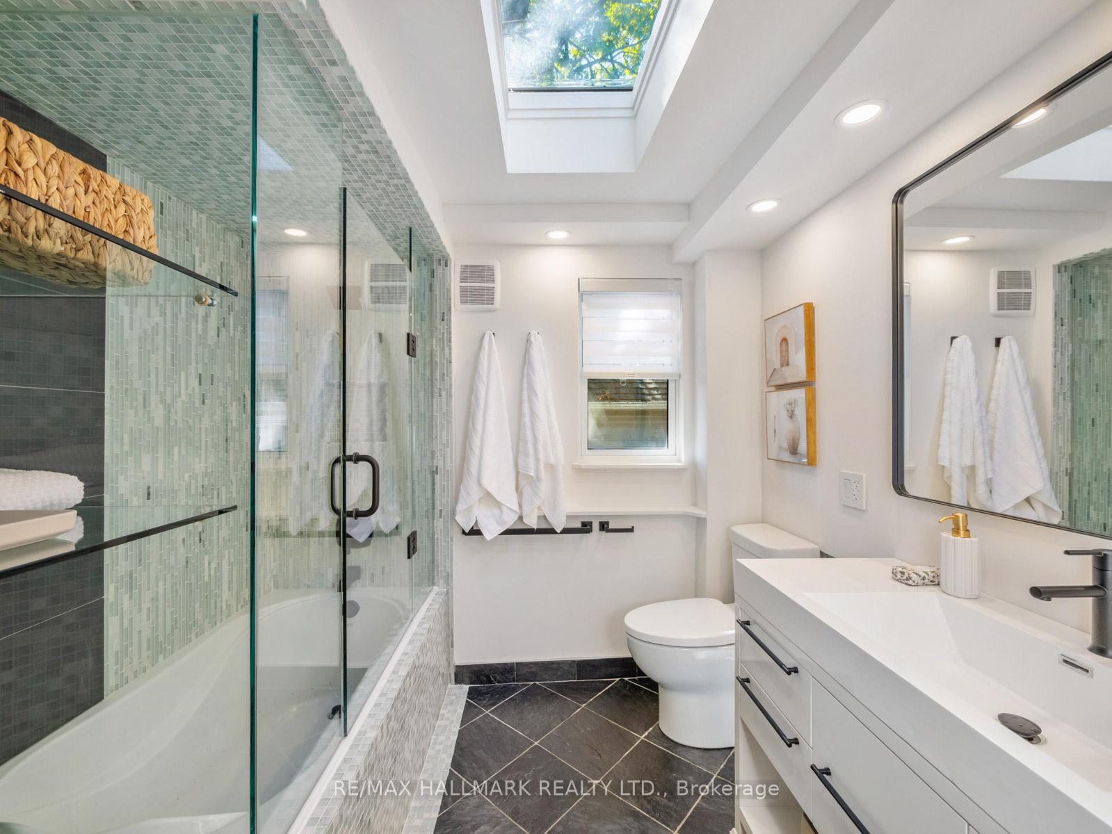 Photo 28 of 95 Silver Birch Avenue, Toronto, The Beaches — HOMEH