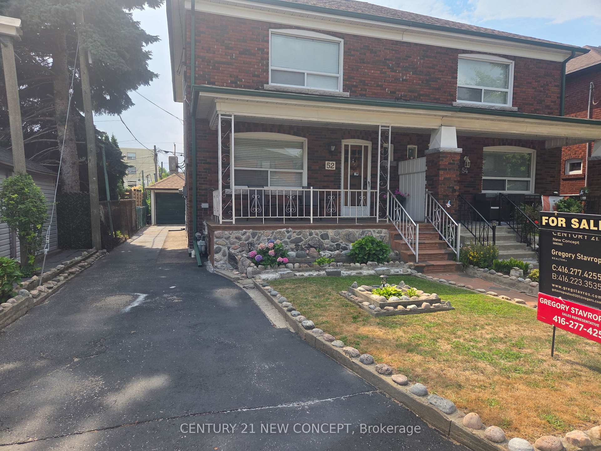 Photo 2 of 52 Frankdale Avenue, Toronto, Danforth Village-East York — HOMEH