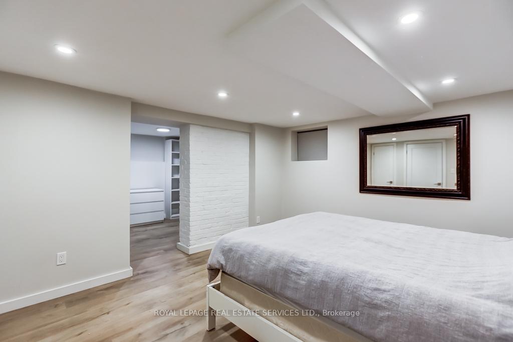 Photo 14 of 5 Belsize Drive, Toronto, Mount Pleasant West — HOMEH