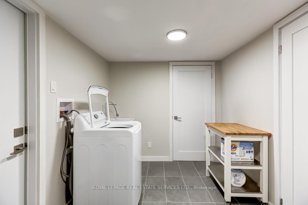 Photo 18 of 5 Belsize Drive, Toronto, Mount Pleasant West — HOMEH