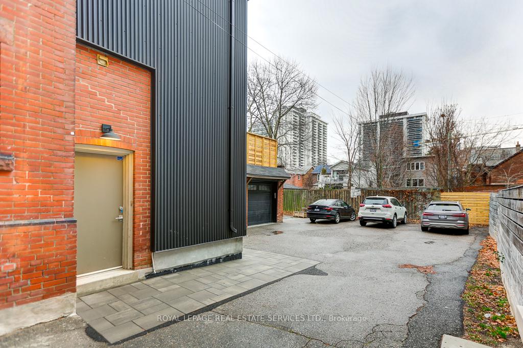 Photo 21 of 5 Belsize Drive, Toronto, Mount Pleasant West — HOMEH