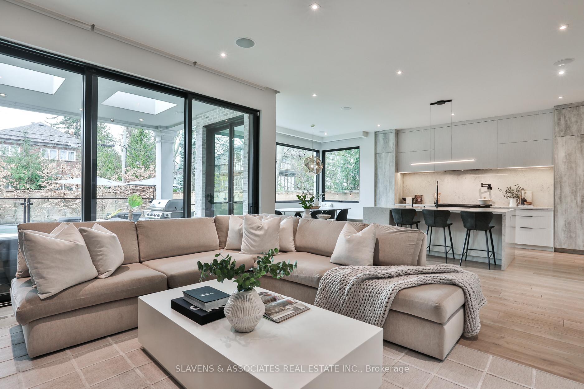 Photo 9 of 216 Glenayr Road, Toronto, Forest Hill South — HOMEH