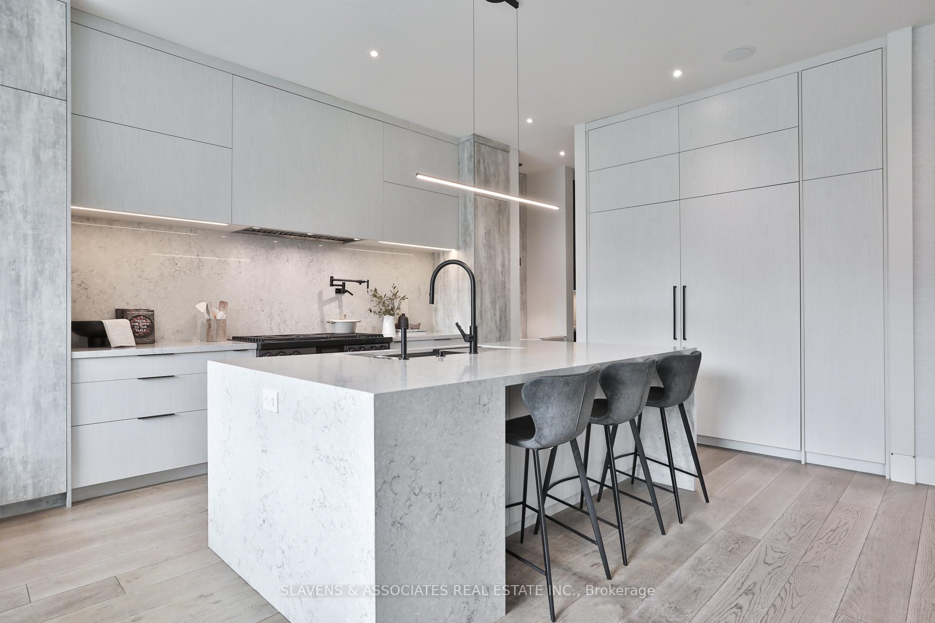 Photo 14 of 216 Glenayr Road, Toronto, Forest Hill South — HOMEH