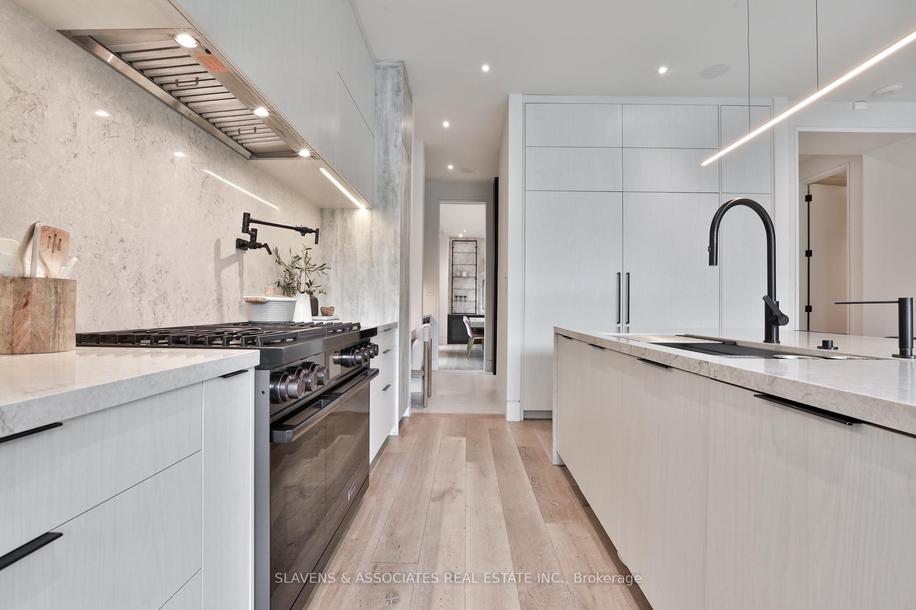 Photo 15 of 216 Glenayr Road, Toronto, Forest Hill South — HOMEH