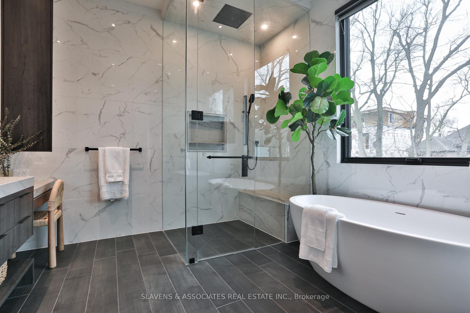 Photo 24 of 216 Glenayr Road, Toronto, Forest Hill South — HOMEH