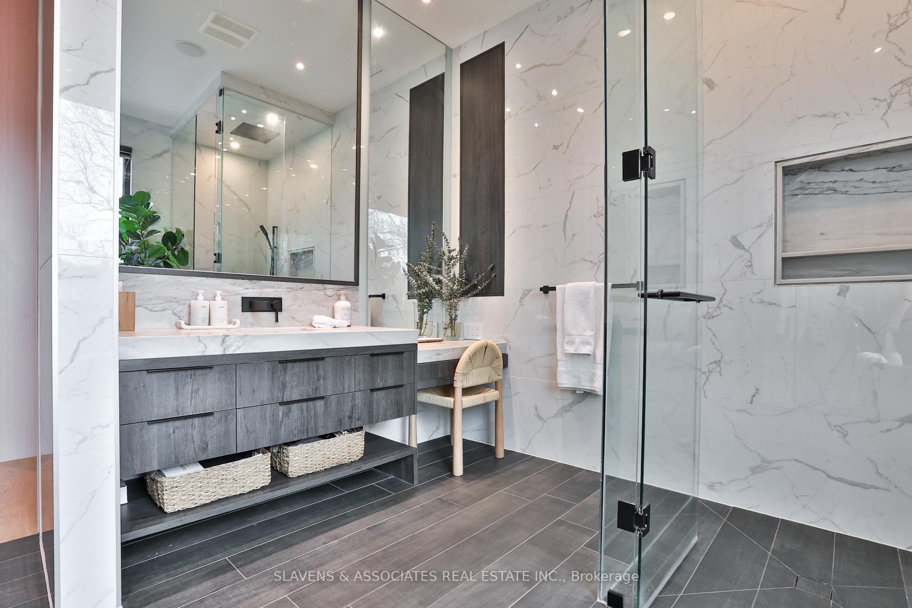 Photo 25 of 216 Glenayr Road, Toronto, Forest Hill South — HOMEH