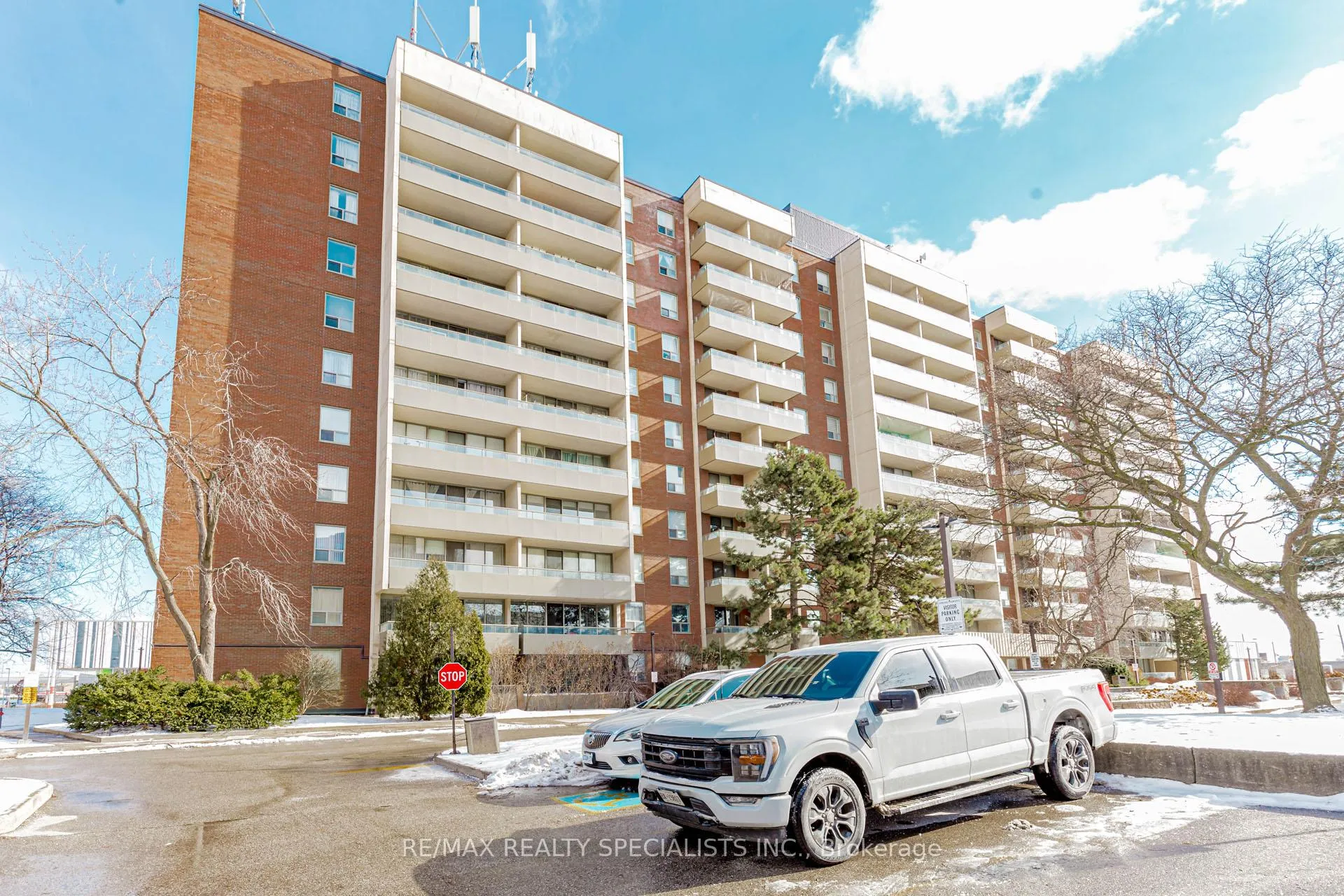 Front of Unit 106, 1 Four Winds Drive