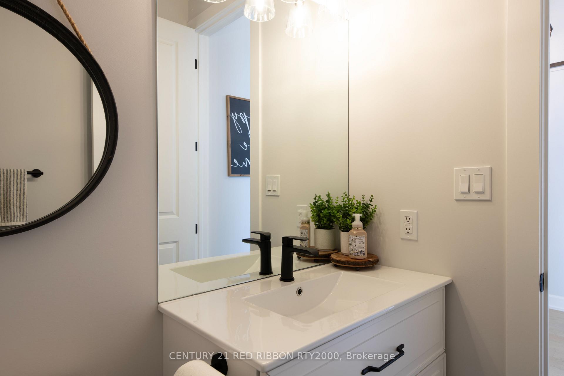 Photo 26 of 11 Briscoe Crescent, Strathroy-Caradoc, NE — HOMEH