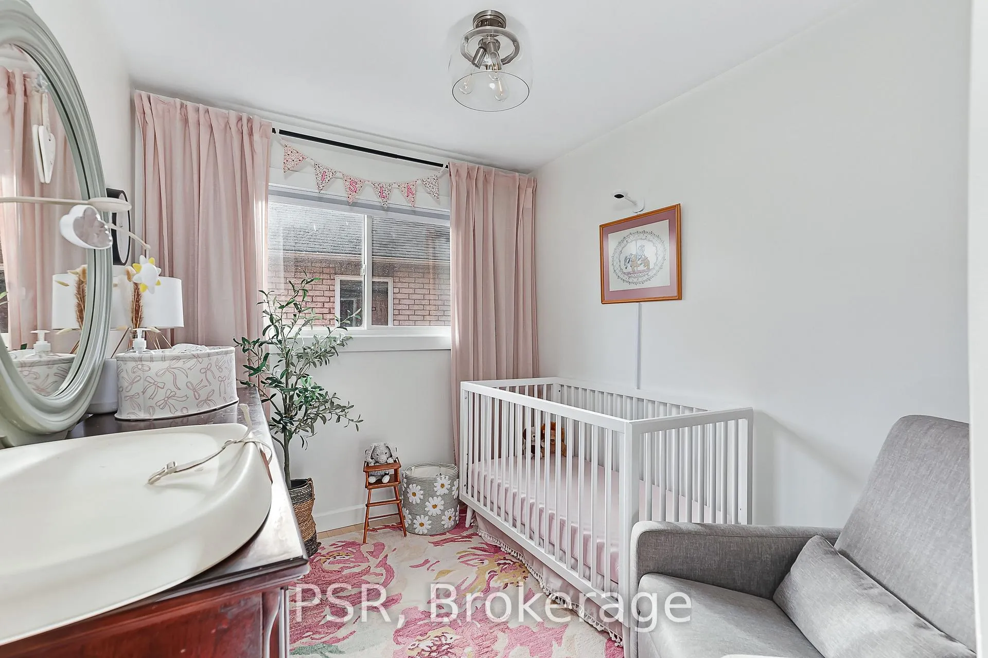Photo 24 of 53 Telfer Road, Collingwood — HOMEH