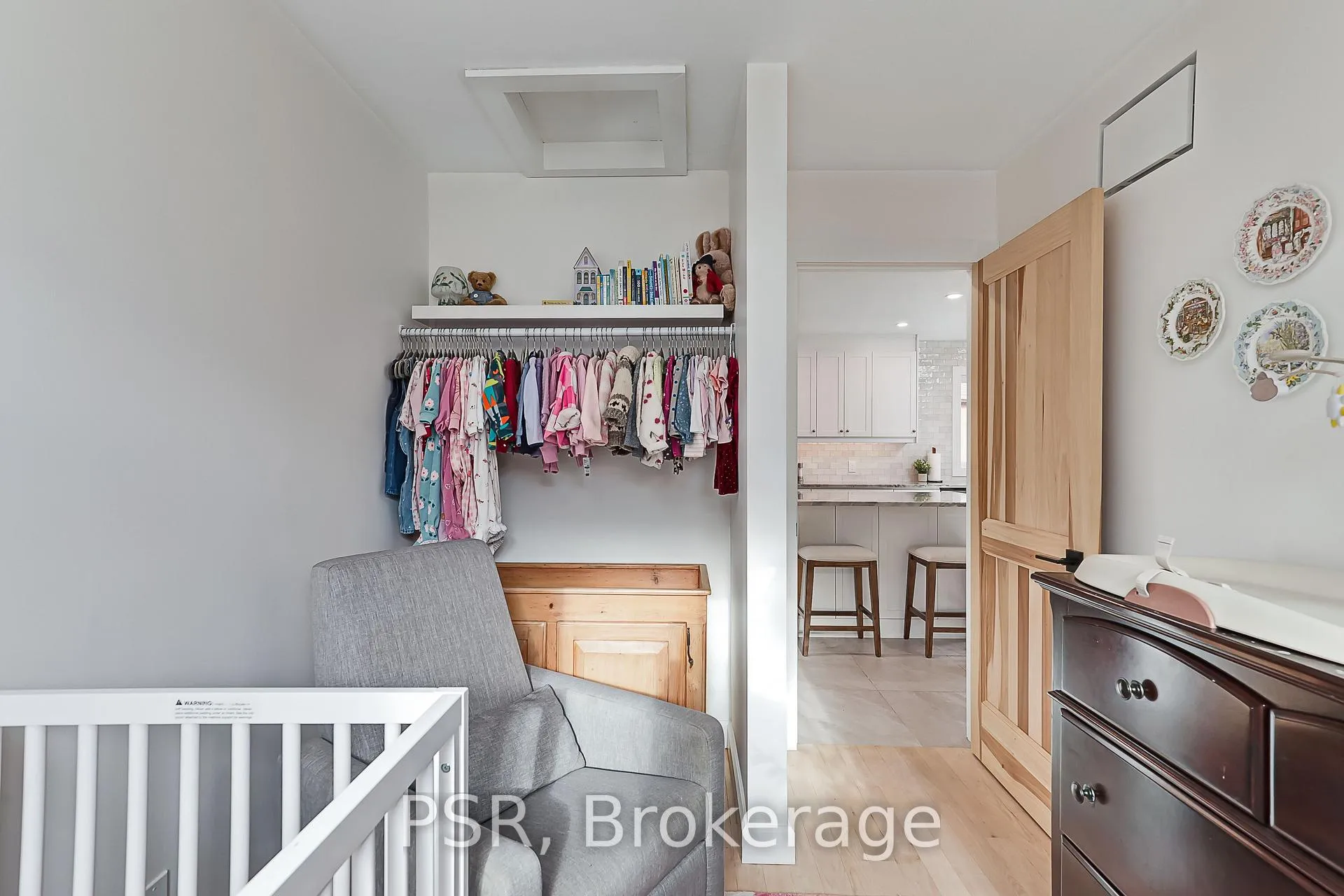 Photo 25 of 53 Telfer Road, Collingwood — HOMEH
