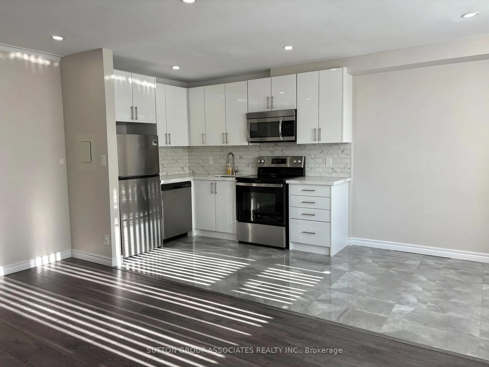 Photo 1 of Unit 305, 180 Vaughan Road, Toronto, Humewood-Cedarvale — HOMEH
