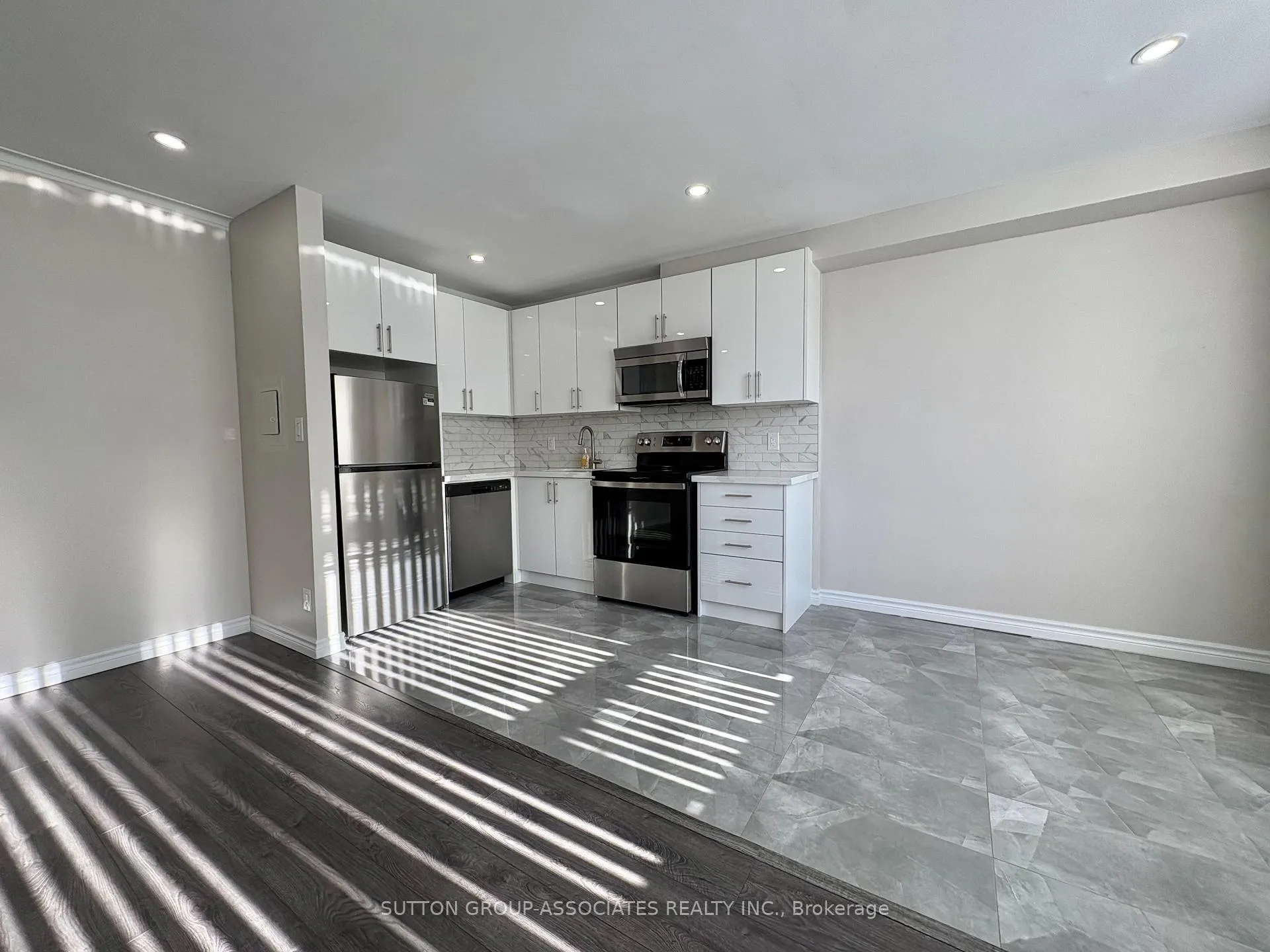 Photo 2 of Unit 305, 180 Vaughan Road, Toronto, Humewood-Cedarvale — HOMEH