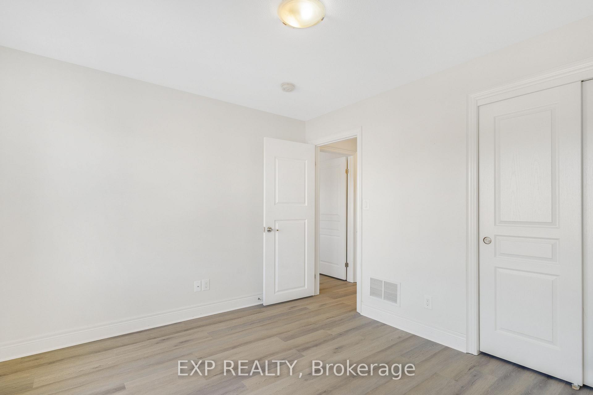 Photo 13 of 174 Winterberry Boulevard, Thorold, Confederation Heights — HOMEH