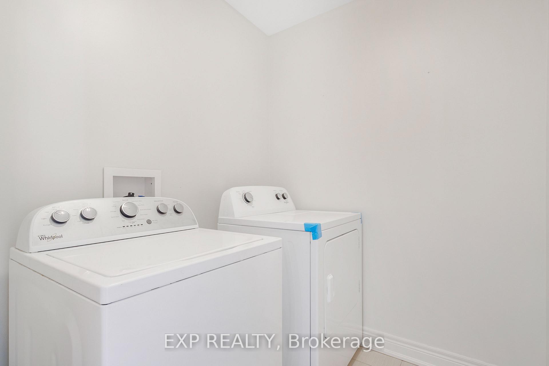 Photo 14 of 174 Winterberry Boulevard, Thorold, Confederation Heights — HOMEH