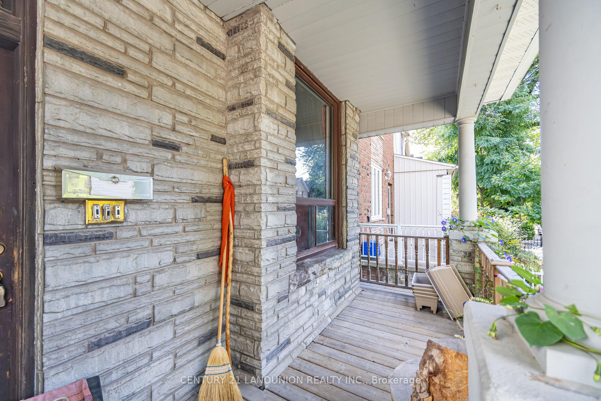 Photo 2 of 133 Galt Avenue, Toronto, South Riverdale — HOMEH