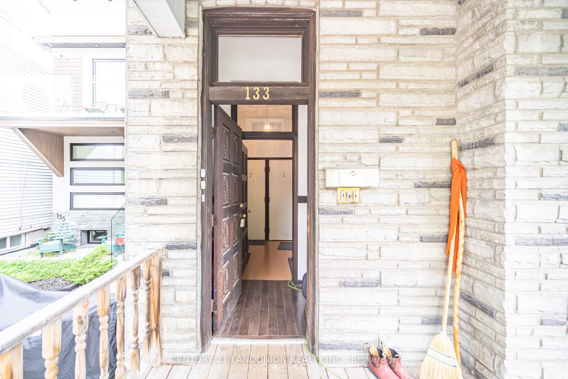 Photo 4 of 133 Galt Avenue, Toronto, South Riverdale — HOMEH