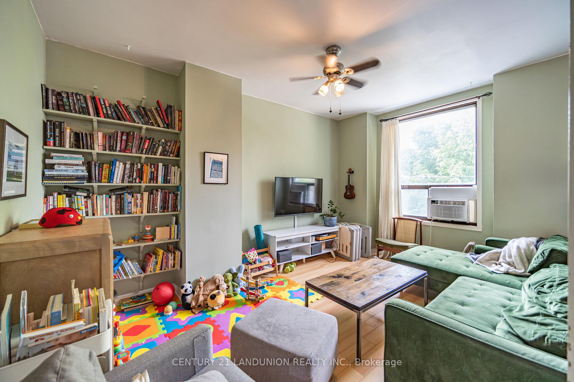 Photo 11 of 133 Galt Avenue, Toronto, South Riverdale — HOMEH