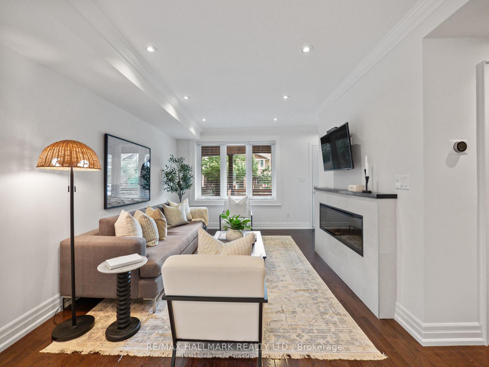 Photo 5 of 374 Milverton Boulevard, Toronto, Danforth Village-East York — HOMEH