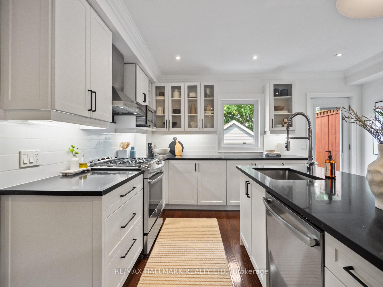Photo 10 of 374 Milverton Boulevard, Toronto, Danforth Village-East York — HOMEH