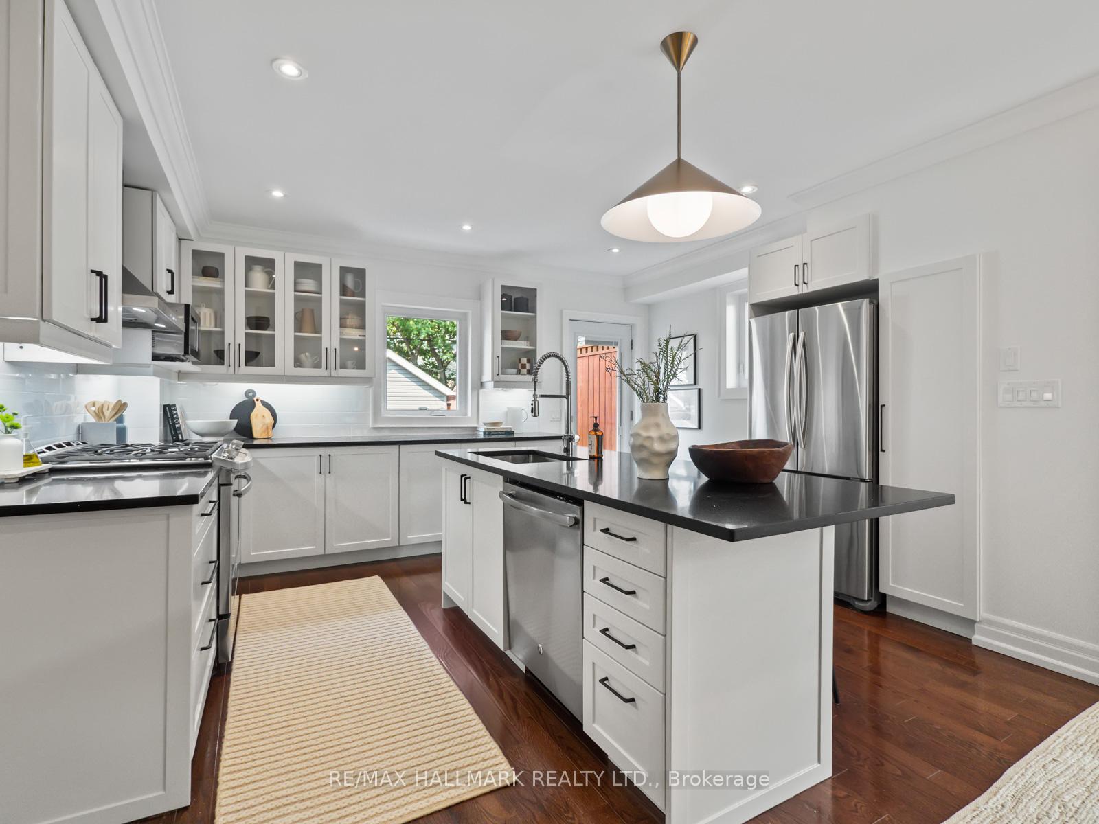 Photo 11 of 374 Milverton Boulevard, Toronto, Danforth Village-East York — HOMEH