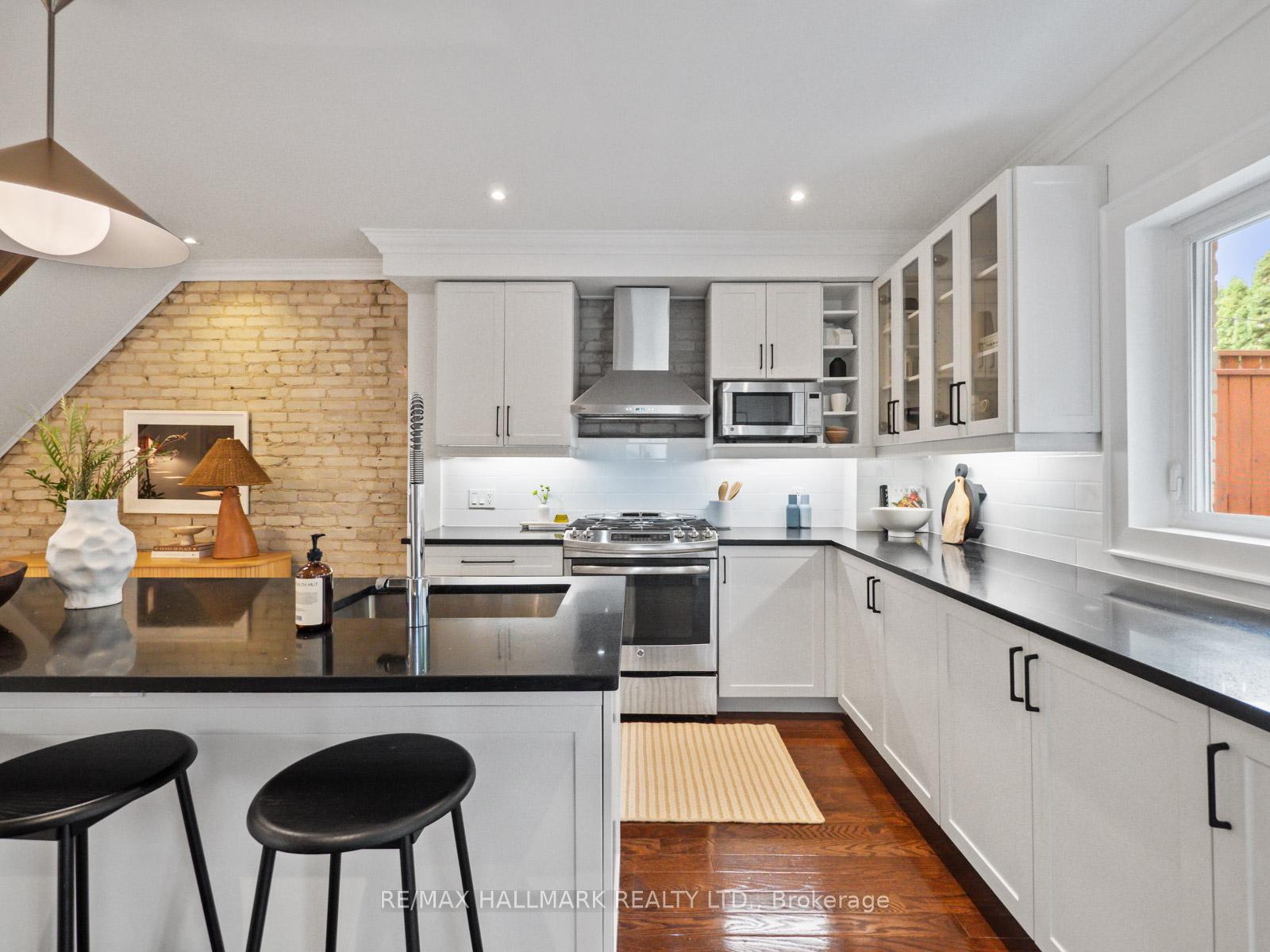 Photo 14 of 374 Milverton Boulevard, Toronto, Danforth Village-East York — HOMEH