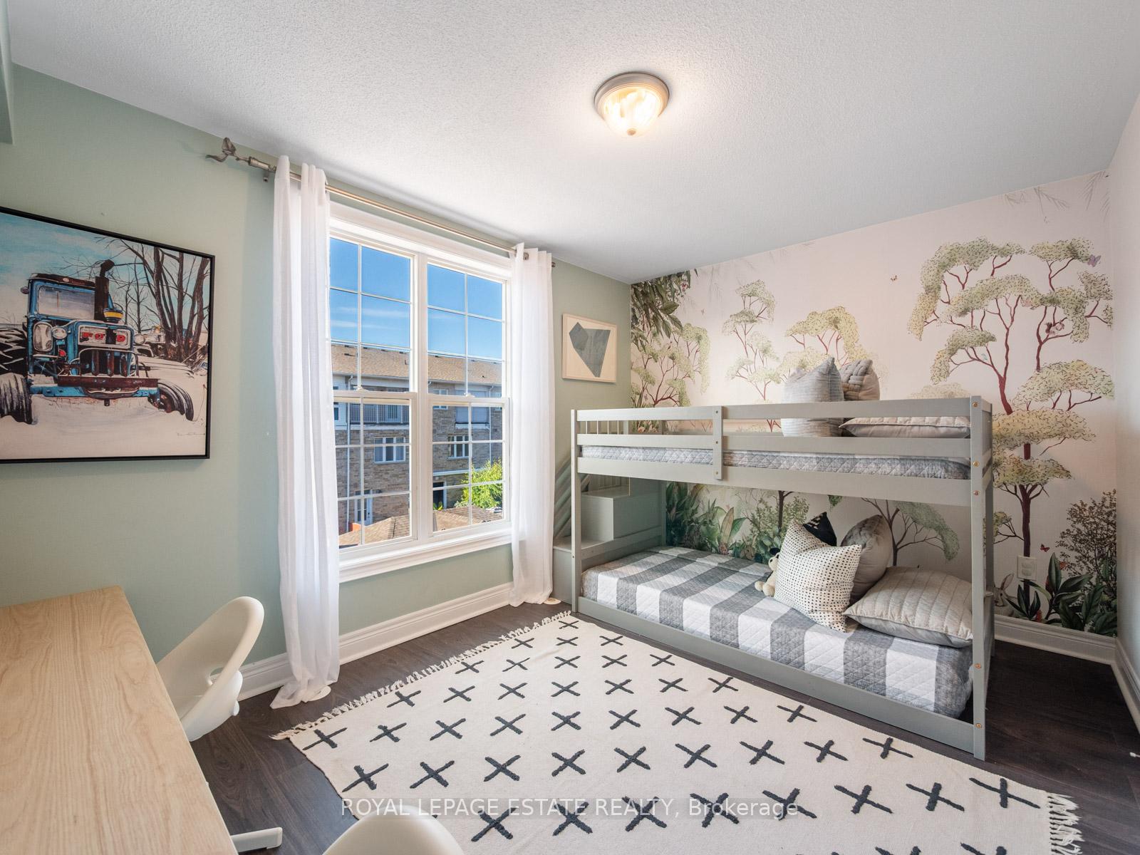 Photo 19 of 20 Fairhead Mews Road, Toronto, East End-Danforth — HOMEH