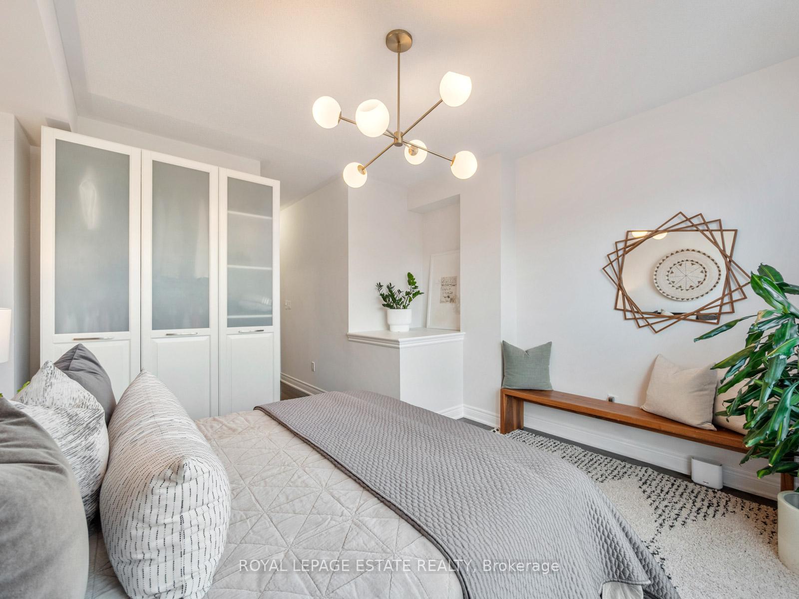 Photo 29 of 20 Fairhead Mews Road, Toronto, East End-Danforth — HOMEH