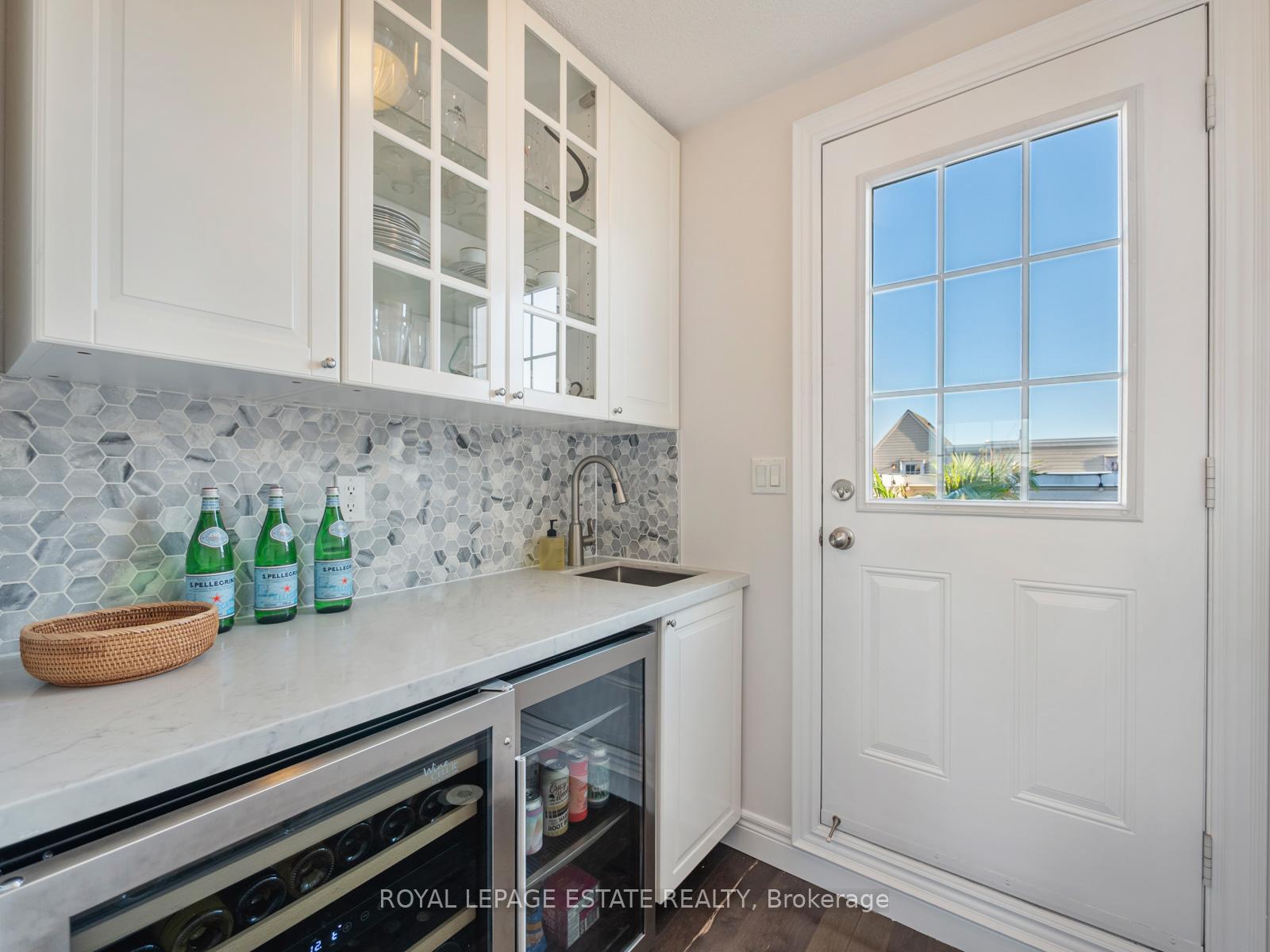 Photo 32 of 20 Fairhead Mews Road, Toronto, East End-Danforth — HOMEH