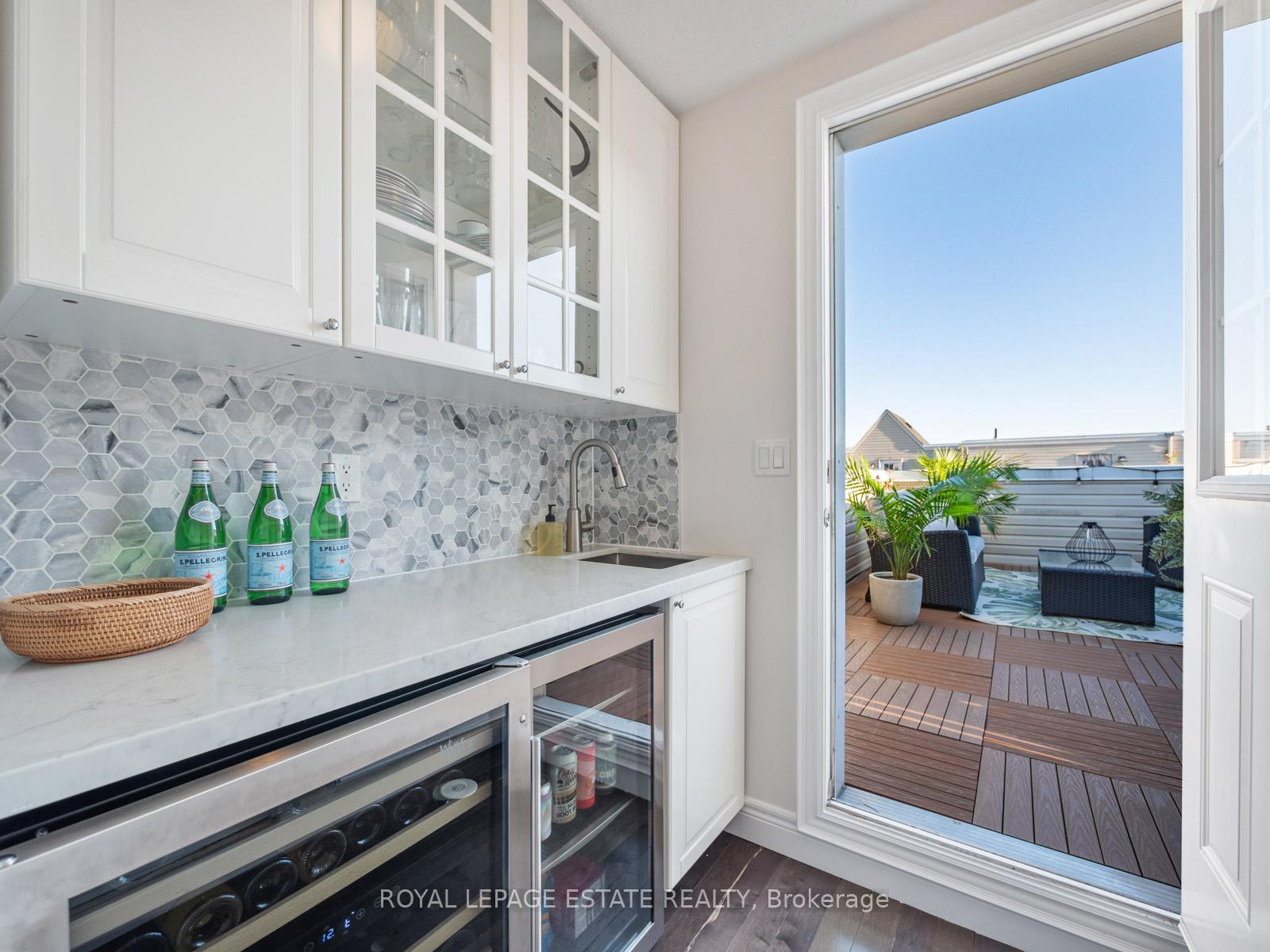 Photo 33 of 20 Fairhead Mews Road, Toronto, East End-Danforth — HOMEH