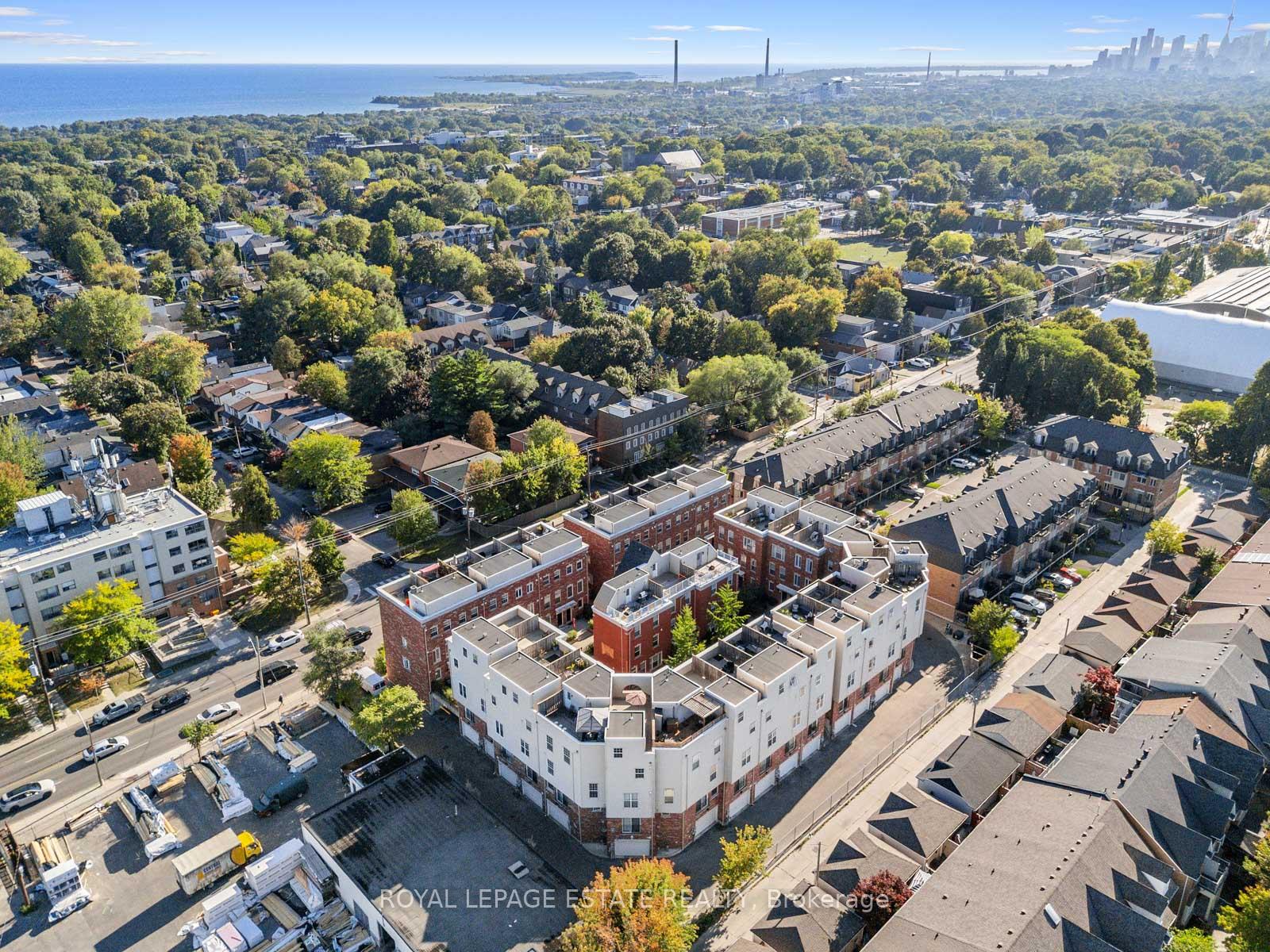 Photo 41 of 20 Fairhead Mews Road, Toronto, East End-Danforth — HOMEH