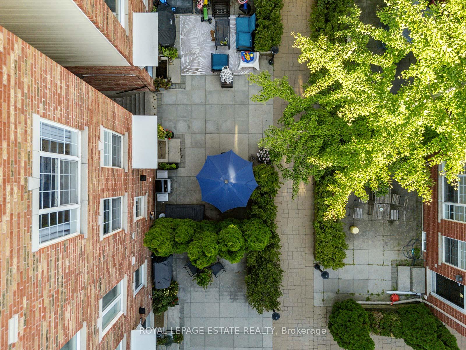 Photo 45 of 20 Fairhead Mews Road, Toronto, East End-Danforth — HOMEH