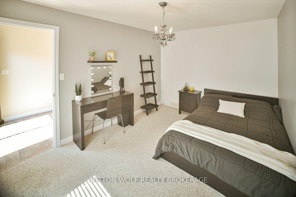 Photo 15 of 22 Pittao Place, Strathroy-Caradoc, NE — HOMEH