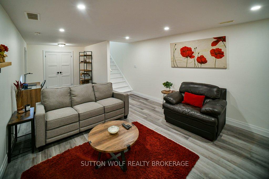Photo 16 of 22 Pittao Place, Strathroy-Caradoc, NE — HOMEH