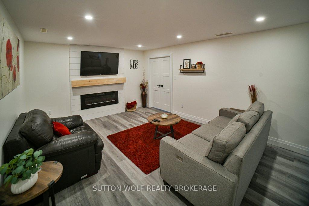 Photo 17 of 22 Pittao Place, Strathroy-Caradoc, NE — HOMEH